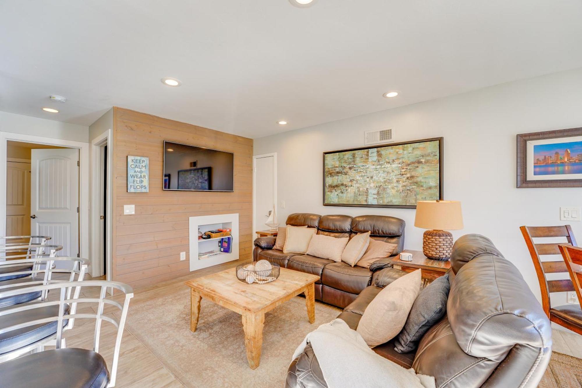 Stunning Beach Home - Large Patio, Parking, Ac & Dog Friendly! San Diego Luaran gambar